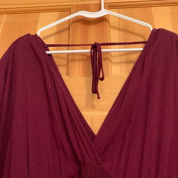 Women’s Midi Dress with V Neck & Back - Picture 4 of 9